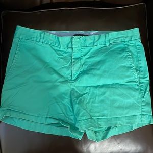Green banana republic shorts size 14